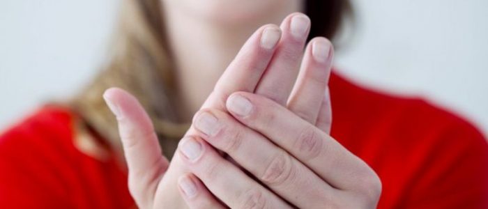Болят суставы пальцев рук во время беременности