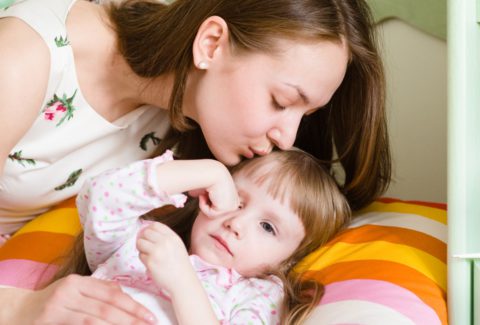 Какие симптомы проявляются у ребенка при пневмонии.