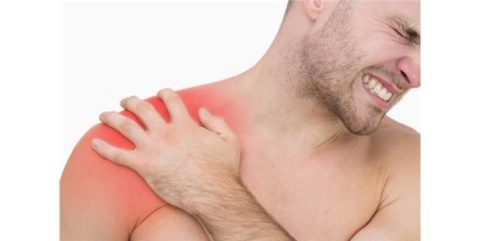 Опухлость как последствие полученной травмы плечевого сустава