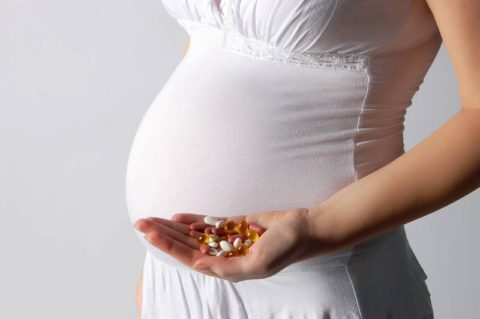 Подбором препаратов для беременных должен заниматься квалифицированный специалист.