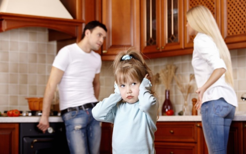 Родители должны обеспечить комфорт пребывания ребенка дома.