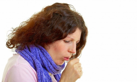 Сильный кашель у женщины фото