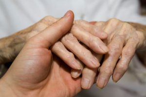 Причины и лечение обострений ревматоидного артрита